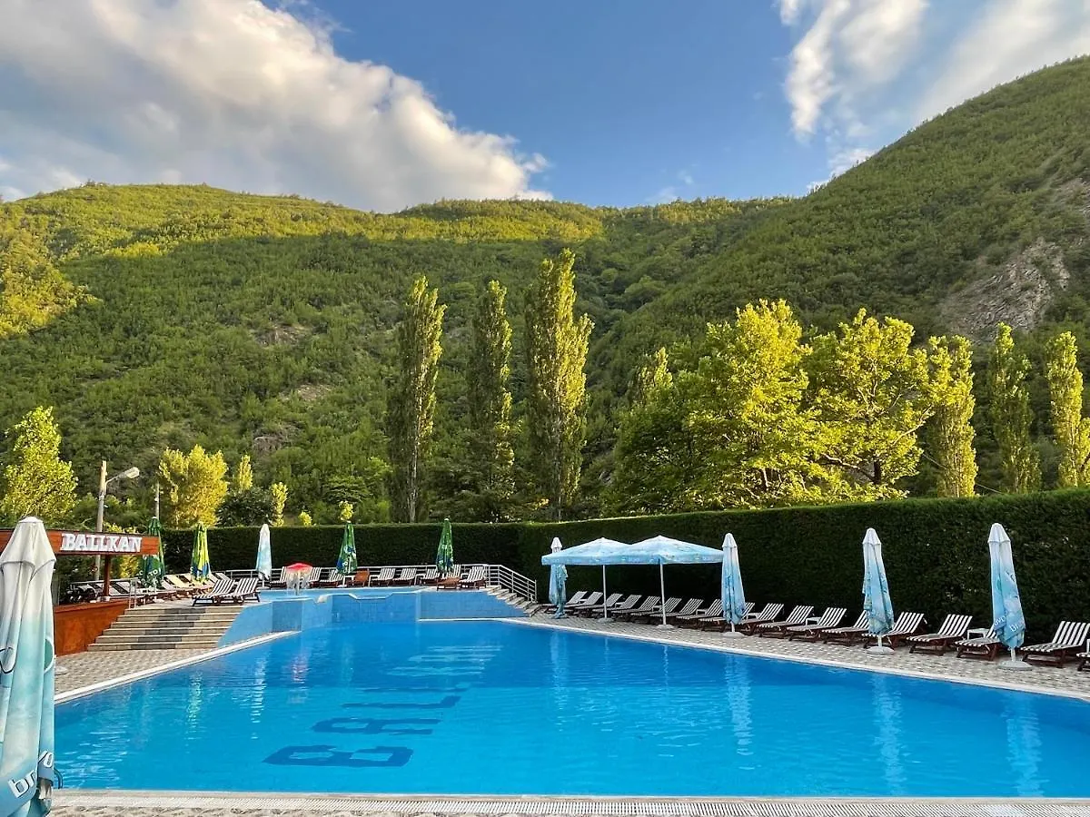 Hotel Ballkan Elbasan 5*,